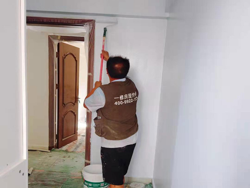 舊房翻新墻面如何處理能延長(zhǎng)墻面使用壽命？沈陽(yáng)裝修公司是這樣做的